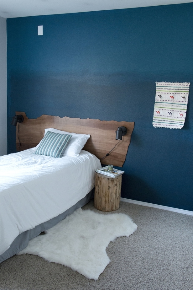 Awesome tips to be creative and make this fun ombre accent wall! | Petite Modern Life