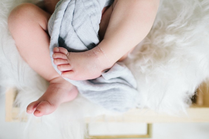 Beautifully sweet newborn pictures