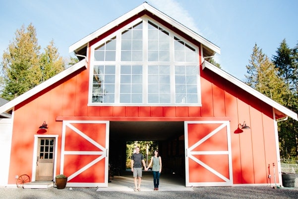 Gorgeous minimal barn house with modern farmhouse flare.