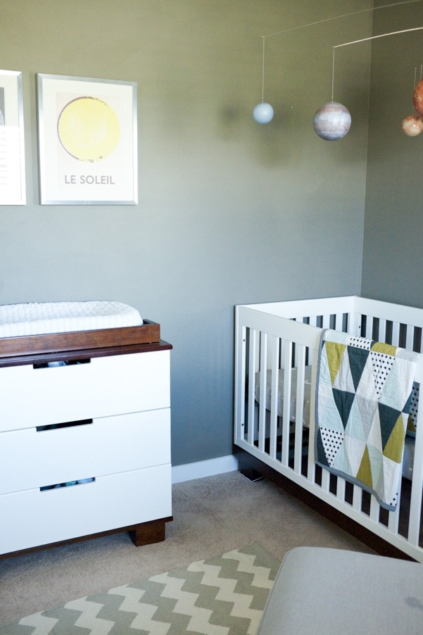 Modern minimal nursery as part of Nursery Week on Petitemodernlife.com