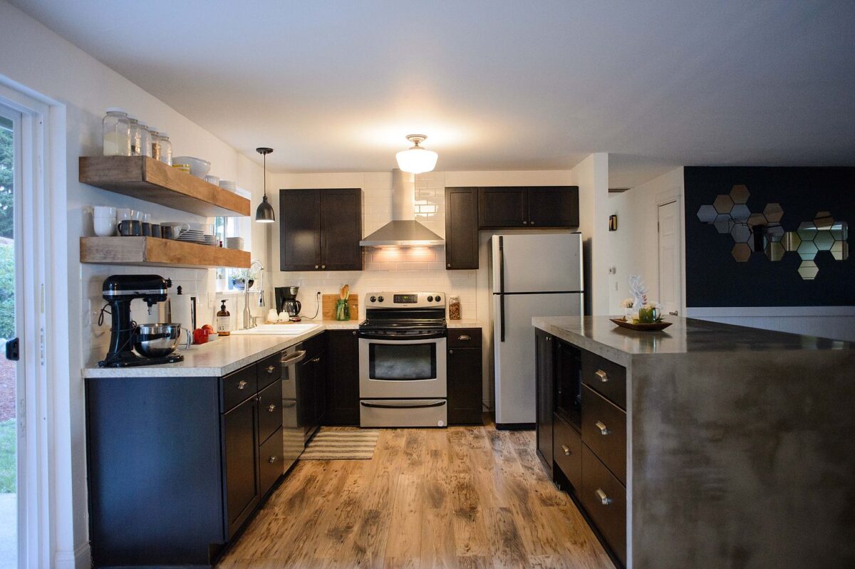 Rambler flip after opened kitchen photo 