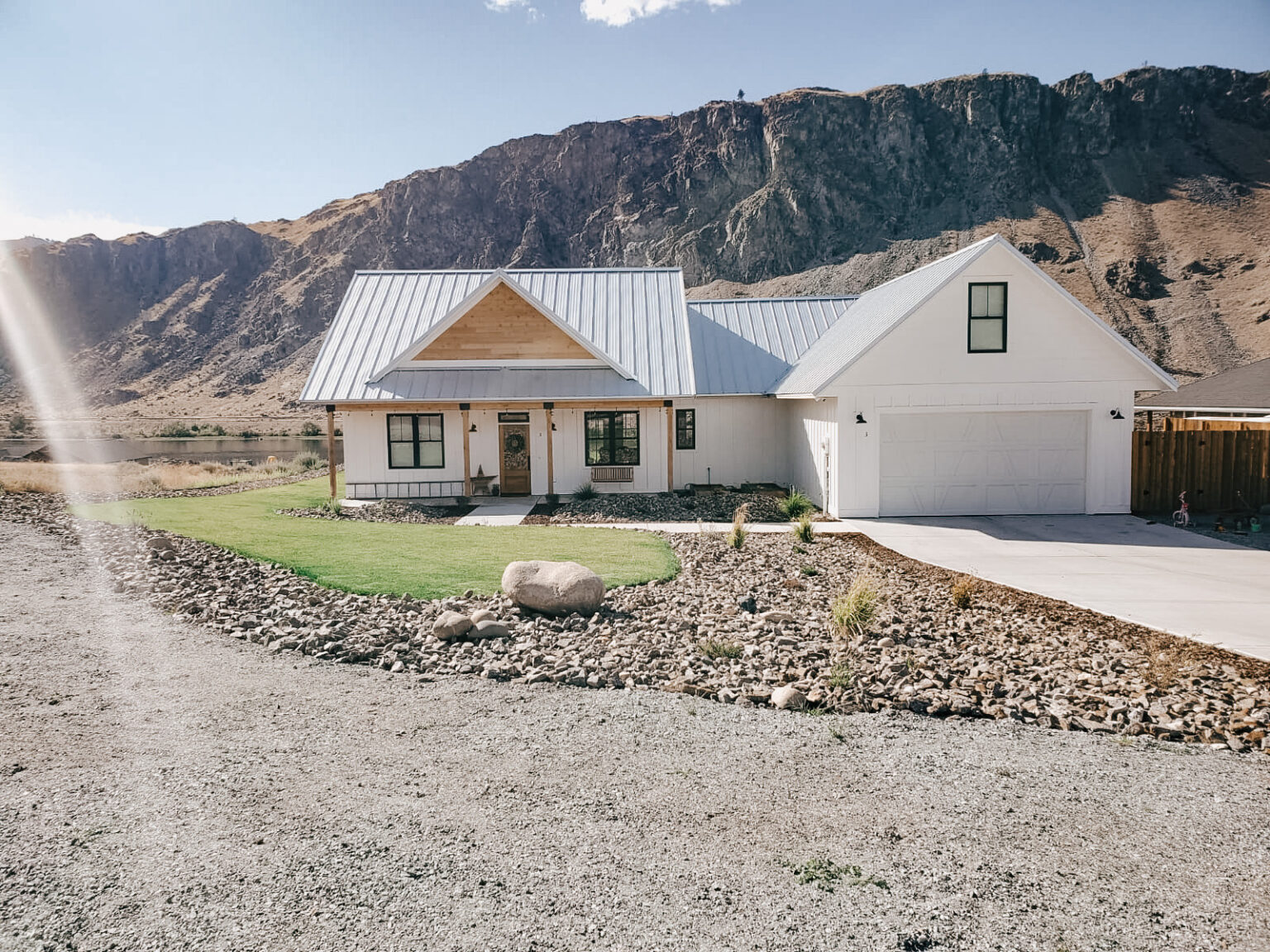 Industrial Modern Farmhouse Home Tour - Petite Modern Life