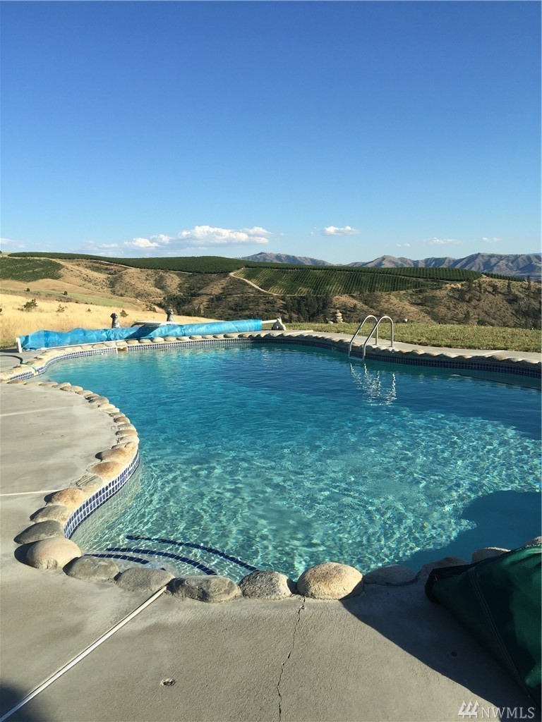 pool design in lake chelan