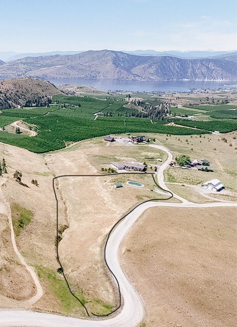 Building in lake chelan the property view